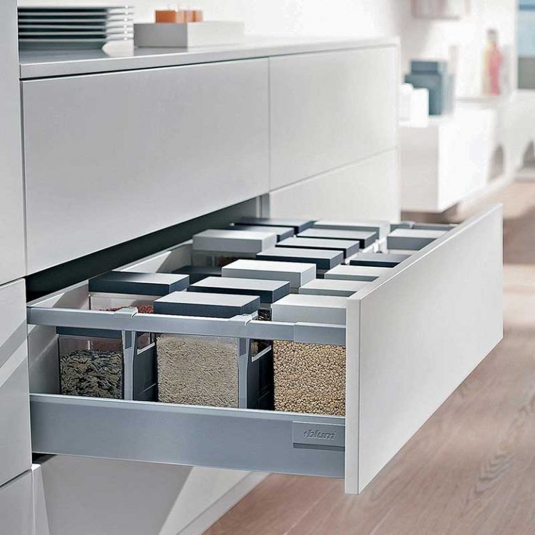 ریل-آنتارو-بلند-بلوم-min-768x768