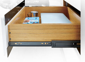 ریل ساچمه ای سه تکه تلسکوپی با آرامبند مشکی عمق 55 فانتونی کد B356