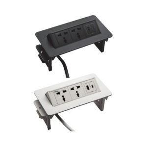 پریز توکار Universal