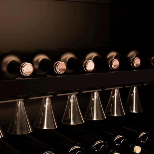 چراغ LED شلف آلومینیومی نگهدارنده بطری و گیلاس همراه ترانس فانتونی چراغ LED شلف آلومینیومی نگهدارنده بطری و گیلاس همراه ترانس فانتونی